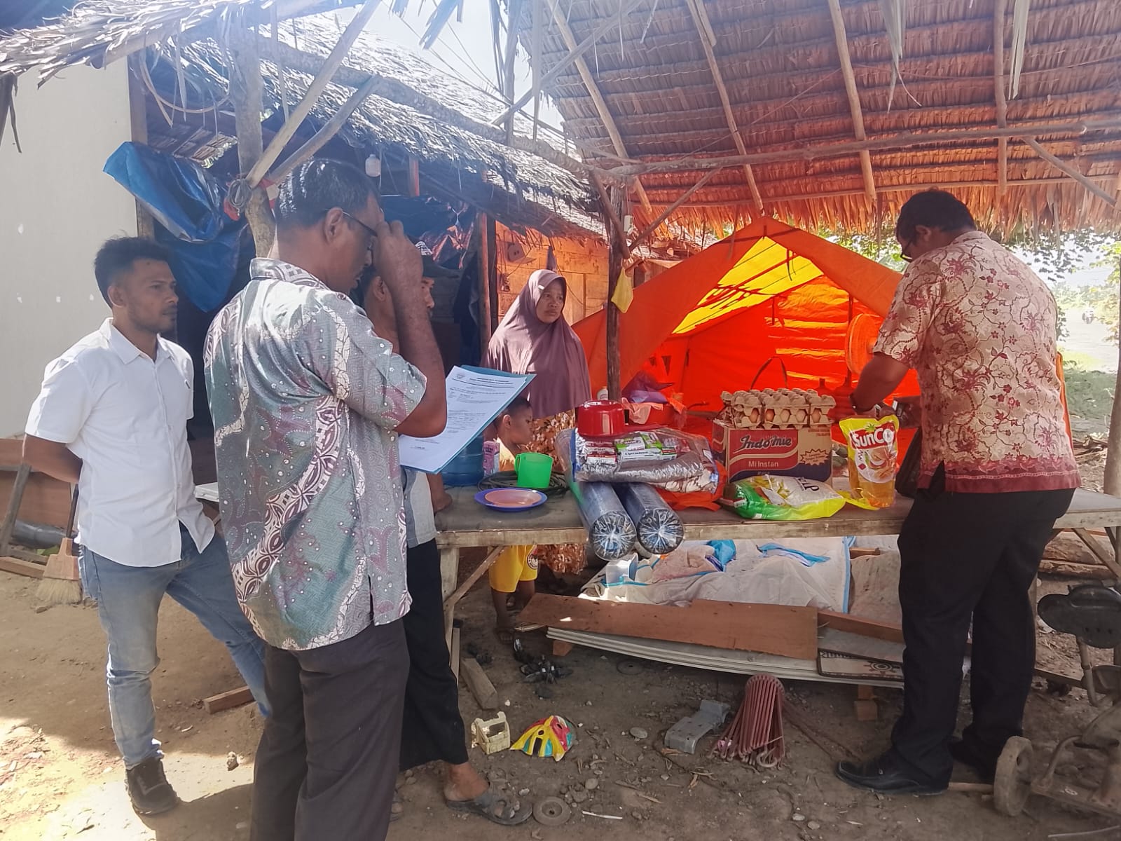 Penyerahan Bantuan Masa Panik